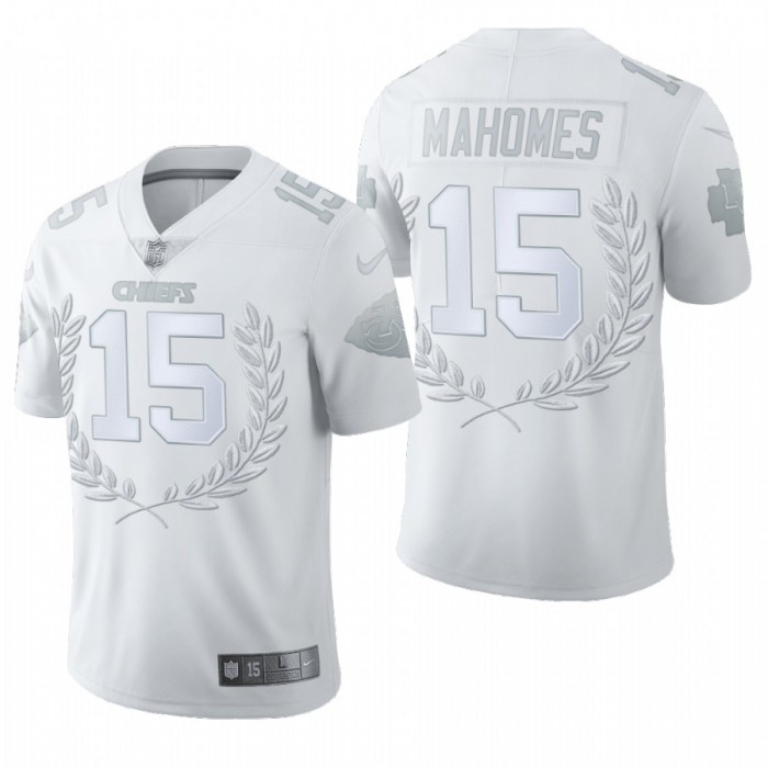 Nike Kansas City Chiefs 15 Patrick Mahomes White Commemorative Edition Vapor Untouchable Limited Jersey