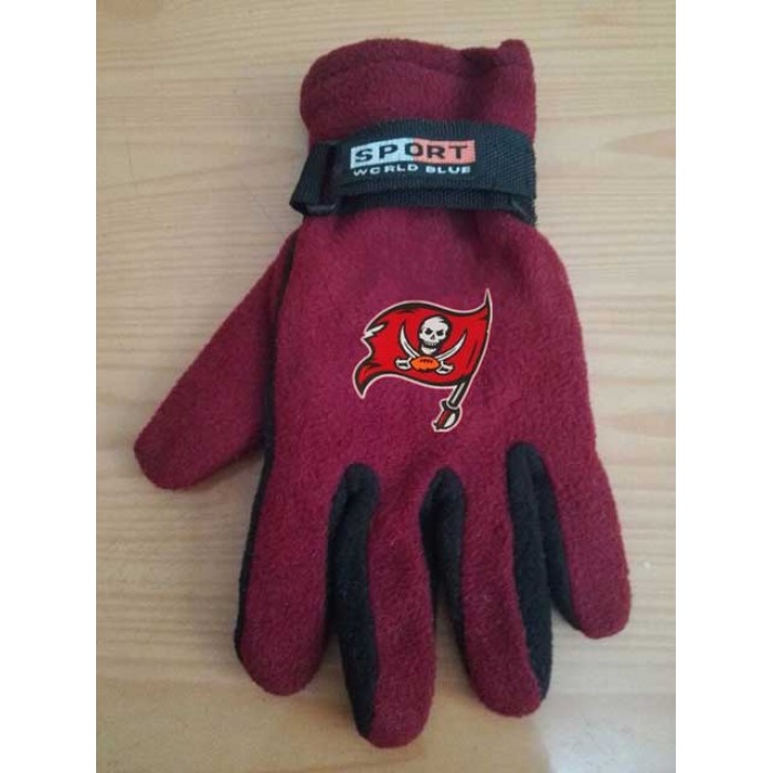 Tampa Bay Buccaneers NFL Adult Winter Warm Gloves Burgundy
