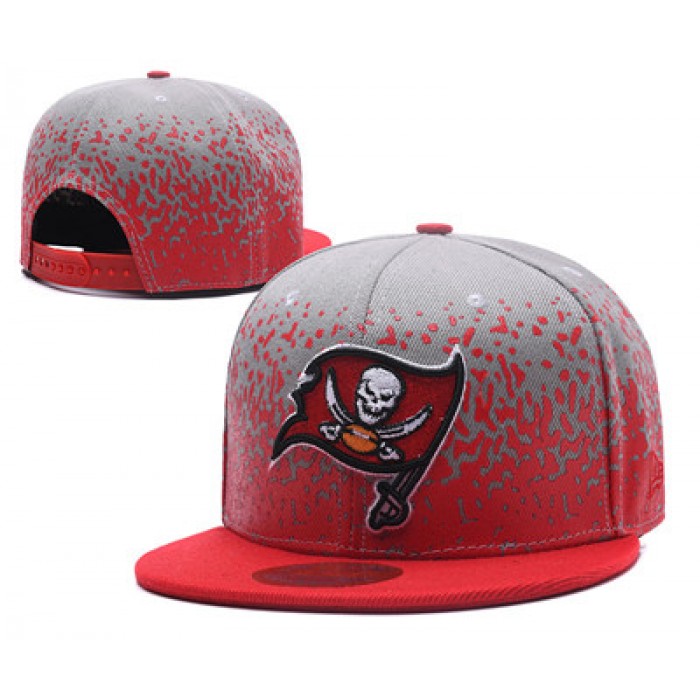 NFL Tampa Bay Buccaneers Team Logo Red Snapback Adjustable Hat S01